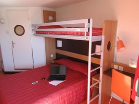 Première Classe Avignon Nord - Le Pontet