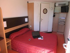 Première Classe Avignon Nord - Le Pontet