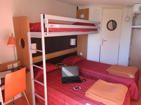 Première Classe Avignon Nord - Le Pontet