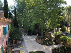 Le Mas De La Sorgue