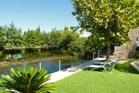 Au Murmure De La Sorgue