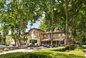 Moulin de Vernègues Hotel & Spa