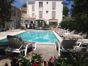 Les Magnanarelles