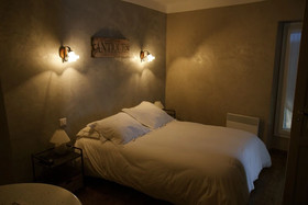 Le Crillon