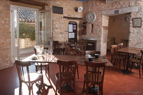 Le Crillon