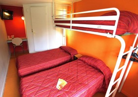 Hotel Première Classe Orange