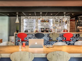 Hôtel ibis Orange Centre Échangeur A7 A9