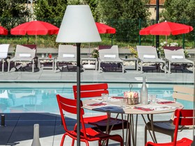 Hôtel ibis Orange Centre Échangeur A7 A9