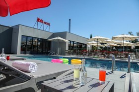 Hôtel ibis Orange Centre Échangeur A7 A9