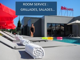Hôtel ibis Orange Centre Échangeur A7 A9