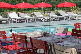 Hôtel ibis Orange Centre Échangeur A7 A9