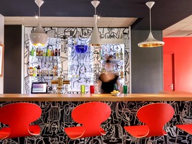 Hôtel ibis Orange Sud