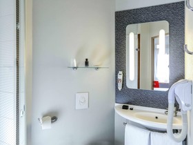 Hôtel ibis Orange Sud