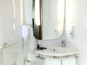 Hôtel ibis Orange Sud