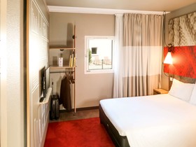 Hôtel ibis Orange Sud