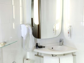 Hôtel ibis Orange Sud