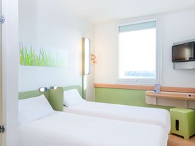 ibis budget Orange Échangeur A7 A9