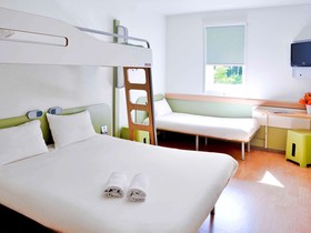 ibis budget Orange Échangeur A7 A9