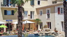 The Originals City Hôtel Le Village Provençal Aix-en-provence Nord