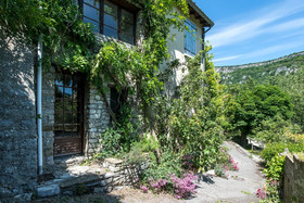 Les Hirondelles
