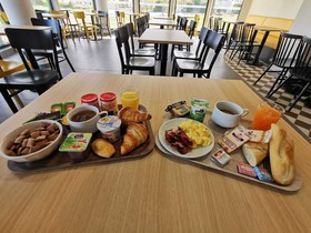 B&B Hotel Saint-Martin-De-Crau Alpilles Camargue