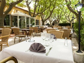 Hotel Restaurant La Touloubre