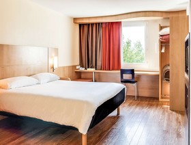 ibis Salon-de-Provence Süd