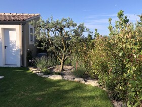 La Maison Adriel Villa Recente avec Jardin et Piscine