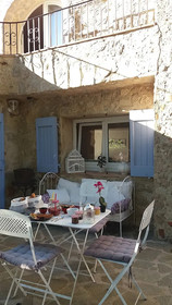 Les Mûriers D'engaspaty