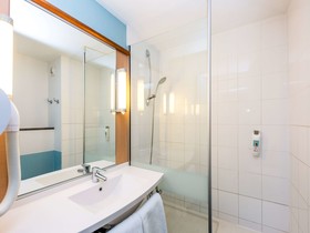 ibis Sisteron