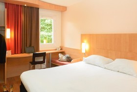 ibis Sisteron