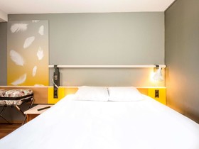 ibis Sisteron