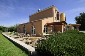 ibis Sisteron