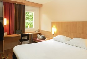 ibis Sisteron
