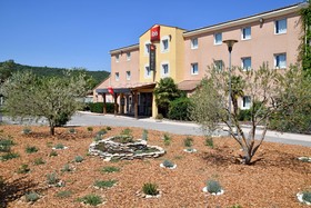ibis Sisteron