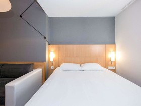ibis Sisteron