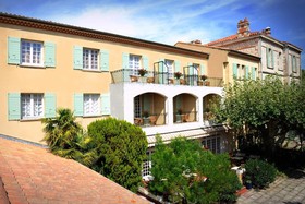Le Castelet des Alpilles