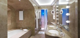 Chateau Saint-Martin & Spa