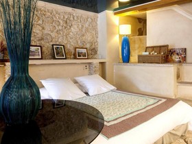 Logis Hotel le Mas et la Flambee du Luberon