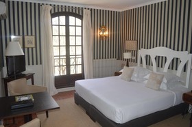 Hôtel-Restaurant Le Prieuré
