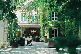Hôtel-Restaurant Le Prieuré