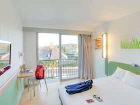 ibis budget Pau Lescar
