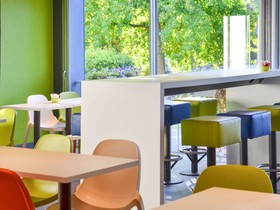 ibis budget Pau Lescar