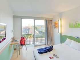 ibis budget Pau Lescar