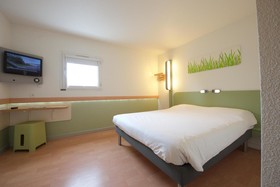 ibis budget Pau Lescar