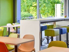 ibis budget Pau Lescar