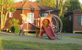 Camping Les Portes du Beaujolais