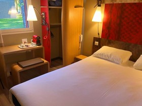 Hôtel ibis Bourg-en-Bresse