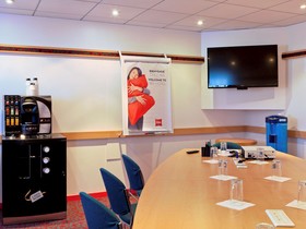 Hôtel ibis Lyon Est Bron
