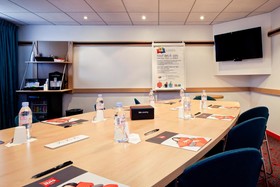 Hôtel ibis Lyon Est Bron